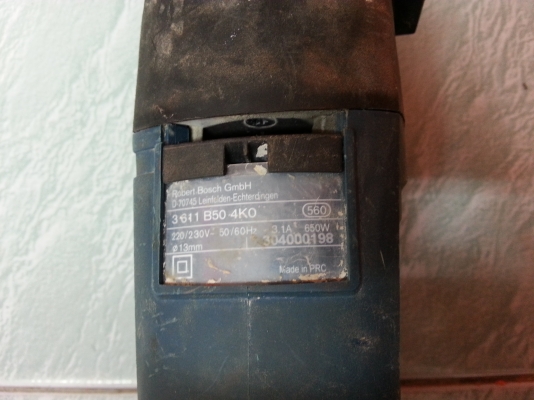 ขายสว่านไฟฟ้าระบบโรตารี่ยี่ห้อBOSCHรุ่นGBH2-23RE(650วัตต์)สภาพดีพร้อมใช้งานครับ