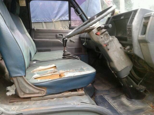 ขายISUZU NPR115แรง เครื่องดี หัวบางเดิม ยางดีทั้ง6เส้น สภาพพร้อมใช้ เอกสารพร้อมโอน