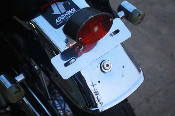 SR400 สีขาวเก็บงานแล้ว สรรพสามิตตัวจริง $ 69,000