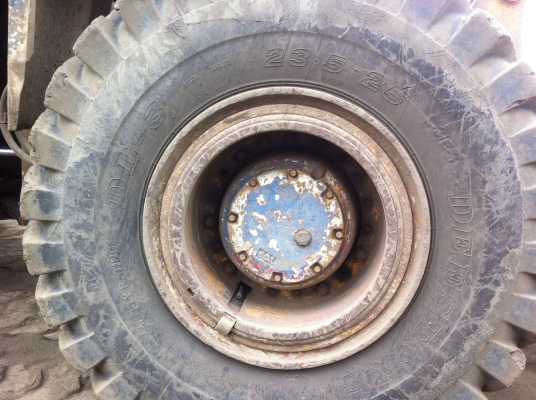 ขายรถตักล้อยางKOMATSU WA-380-1 รถใช้งาน พร้อมขาย ราคาย้อมๆ