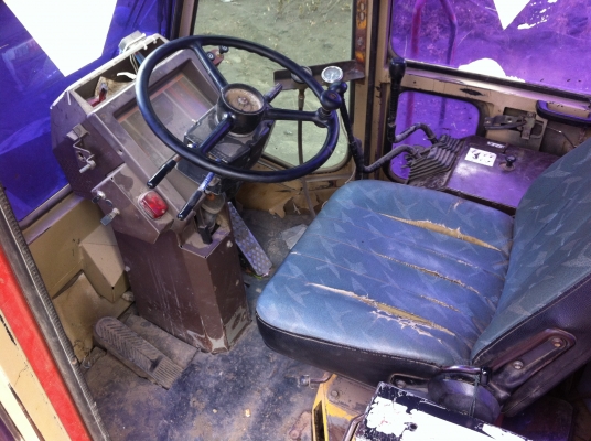 ขายรถตักล้อยางKOMATSU WA-380-1 รถใช้งาน พร้อมขาย ราคาย้อมๆ