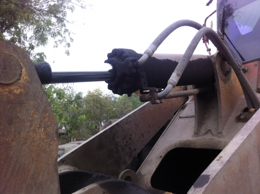 ขายรถตักล้อยางKOMATSU WA-380-1 รถใช้งาน พร้อมขาย ราคาย้อมๆ