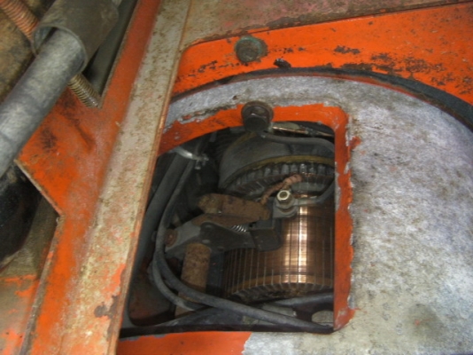 เครื่องเชื่อมคูโบต้าเบนซิล2สูบไดร์เด็นโย้ขนาด5KVAปั่นไฟ+เชื่ิิอมสามารถแปลงใส่แก๊สได้เชื่อมลวดได้หนาของนอกเเท้ราคา 19,800บาทhttp://youtu.be/IA3I1aEOx1o