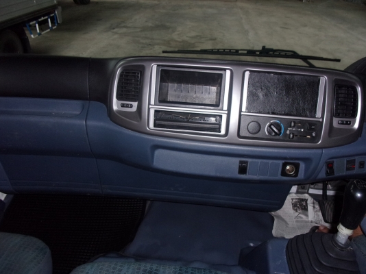 ขาย 6 ล้อ ฮีโน่ ดัมพ์ 175 แรง ยาว 4 ม. ปี 2011 สภาพสวยเดิมเครื่องดี พร้อมใช้งาน ชมก่อนได้ครับ สนใจติดต่อ 081-9425443