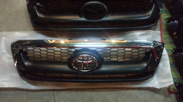 ขายกระจังหน้าวีโก้ ตัวแรก สมาร์ท และแช้มป์ อ่านรายละเอียดด้านในครับ ขายกระจังหน้าวีโก้ ตัวแรก สมาร์ท และแช้มป์ อ่านรายละเอียดด้านในครับ