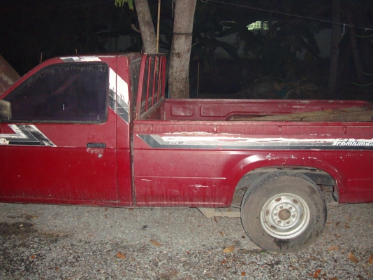 ขายรถกระบะนิสสันบิ๊กเอ็มตอนเดียว