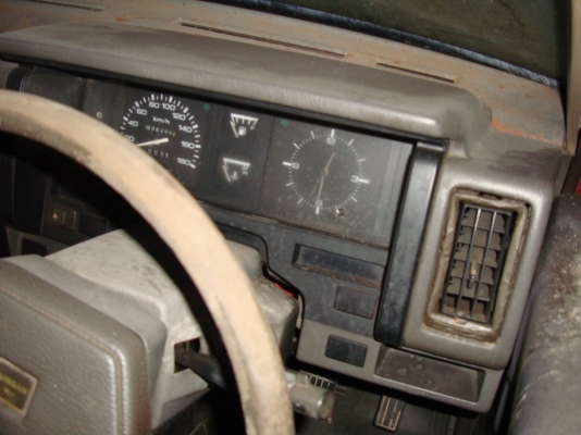 ขายรถกระบะนิสสันบิ๊กเอ็มตอนเดียว