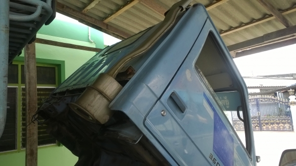 ISUZU NKR57L 6ล้อกระบะรั้ว 100แรง ปี*38 เกียร์สั้น รถสวยมาก สีเดิมๆหัวเดิม ยาง คัสซีสวย... ISUZU NKR57L 6ล้อกระบะรั้ว 100แรง ปี*38 เกียร์สั้น รถสวยมาก สีเดิมๆหัวเดิม ยาง คัสซีสวย...