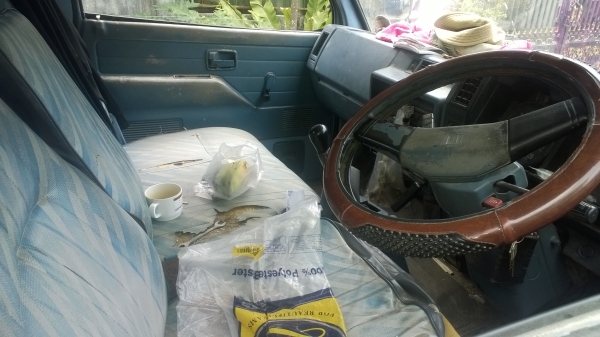 ISUZU NKR57L 6ล้อกระบะรั้ว 100แรง ปี*38 เกียร์สั้น รถสวยมาก สีเดิมๆหัวเดิม ยาง คัสซีสวย... ISUZU NKR57L 6ล้อกระบะรั้ว 100แรง ปี*38 เกียร์สั้น รถสวยมาก สีเดิมๆหัวเดิม ยาง คัสซีสวย...