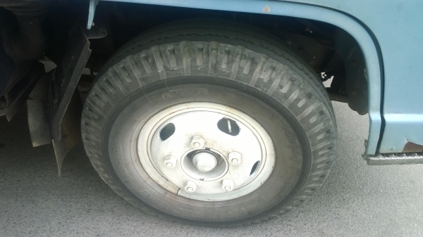 ISUZU NKR57L 6ล้อกระบะรั้ว 100แรง ปี*38 เกียร์สั้น รถสวยมาก สีเดิมๆหัวเดิม ยาง คัสซีสวย... ISUZU NKR57L 6ล้อกระบะรั้ว 100แรง ปี*38 เกียร์สั้น รถสวยมาก สีเดิมๆหัวเดิม ยาง คัสซีสวย...