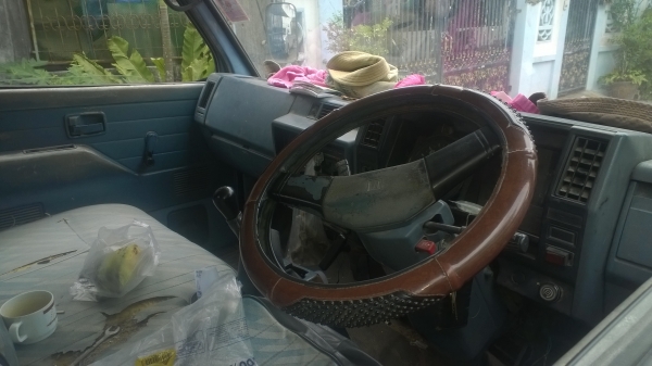 ISUZU NKR57L 6ล้อกระบะรั้ว 100แรง ปี*38 เกียร์สั้น รถสวยมาก สีเดิมๆหัวเดิม ยาง คัสซีสวย... ISUZU NKR57L 6ล้อกระบะรั้ว 100แรง ปี*38 เกียร์สั้น รถสวยมาก สีเดิมๆหัวเดิม ยาง คัสซีสวย...