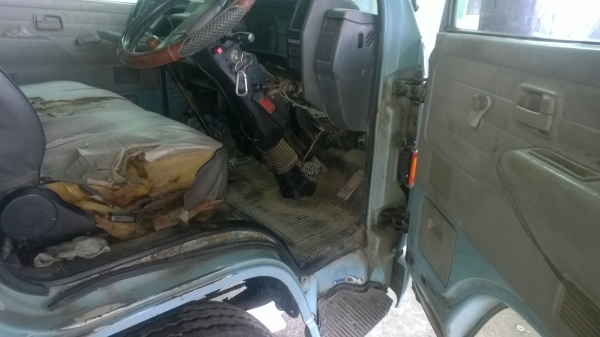 ISUZU NKR55L เครื่อง120แรง4BC2 เครื่องดีมาก หม้อแบตดี สตาร์ตทีเดียว พ.เพาเวอร์ ISUZU NKR55L เครื่อง120แรง4BC2 เครื่องดีมาก หม้อแบตดี สตาร์ตทีเดียว พ.เพาเวอร์