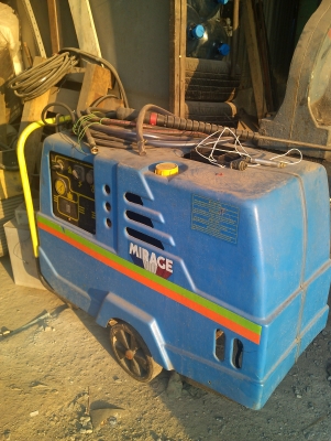 เครื่องฉีดน้ำร้อนแรงดันสูง