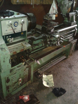 เครื่องกลึง5ฟุดงานไต้หวัน