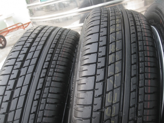 ขายกะทะล้อป้ายแดง city 15" 4h100 ยาง Bridgestone turanza er370 175/65r15 ยางผลิตสัปดาห์ที่ 41 ปี 13 ตุ่มและสีที่หน้ายางมีทุกเส้นครับ  สนใจติดต่อเล็กคลองสามครับ (081-3747940)