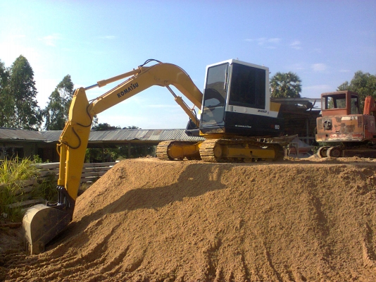 ขาย  KOMATSU PC-60-5