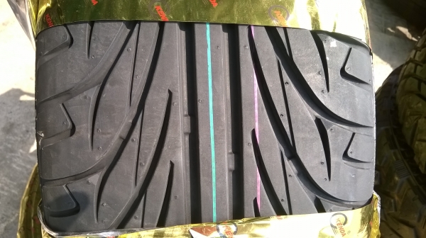 ขายยางใหม่ 225 40 18 ชุดละ10500