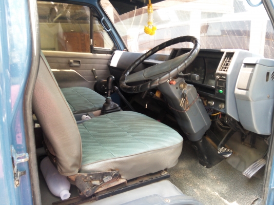 ขายรถ 6 ล้อดัมพ์ ISUZU NPR 115 แรงม้ารถห้างแท้เฟืองท้าย 145 แอร์พร้อม ราคา 510000