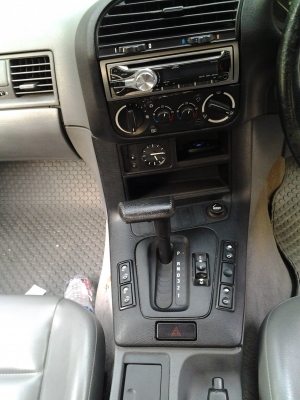 ตัดใจขายรถบ้าน BMW 318iA ตัวท็อป เครื่องนิ่มเดิมๆ ไม่เคยติดแก๊ส