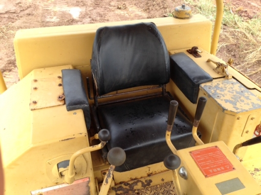 ขาย แทรกเตอร์ CAT D5B 44.v เอกสารเล่มทะเบียน หรือให้เช่า ขาย แทรกเตอร์ CAT D5B 44.v เอกสารเล่มทะเบียน หรือให้เช่า