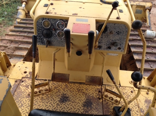 ขาย แทรกเตอร์ CAT D5B 44.v เอกสารเล่มทะเบียน หรือให้เช่า ขาย แทรกเตอร์ CAT D5B 44.v เอกสารเล่มทะเบียน หรือให้เช่า