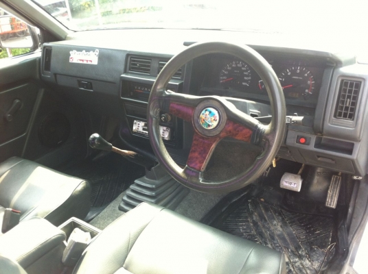 ขาย NISSAN BIG-M ปี95 เครื่อง BD25 ฝาเเดง ปี95