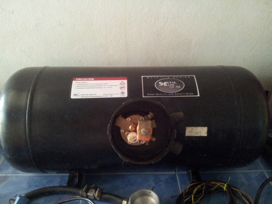 ขายชุดแก็สมือสองอุปกรณ์ครบพร้อมถัง ๆ 4,700