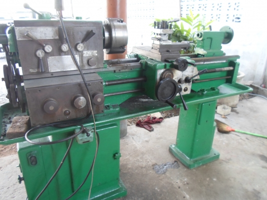 แท่นกลึง 5 ฟุต  2 เพลา เกียร์บล็อก  45,000  สนใจติดต่อ อ้อม 0898217996