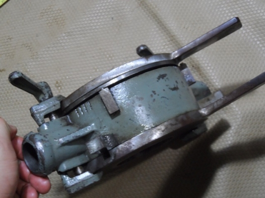 ลดราคาไปเลยครับ ขายๆๆมือดายเกลียว เยอร์มัน ขนาน1-2 นิ้วครับ