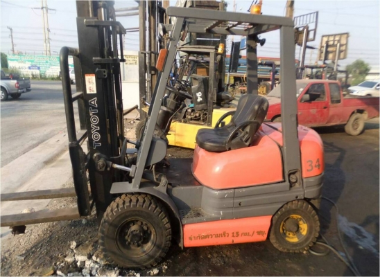 ขาย รถ ฟอร์คลิฟท์ Forklift TOYOTA 2.5 ตัน เครื่องดีเซล ถูกๆ