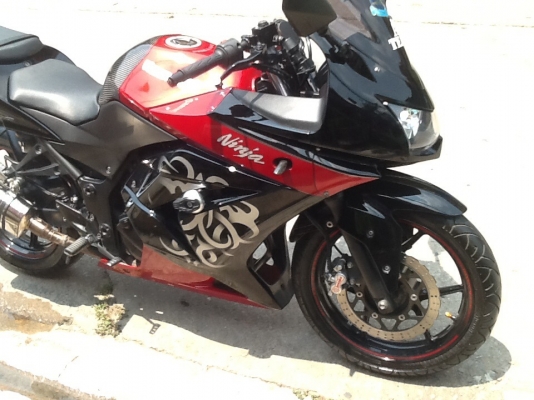ขาย ninja250 y.2010 ราคา 84,500 ต่อรองได้ครับ