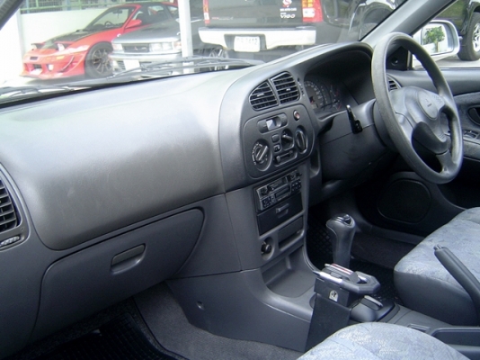 ขาย MITSUBISHI LANCER 1.6 GLXi ปี 2001 เกียร์ออโต้ สภาพดีมากๆ