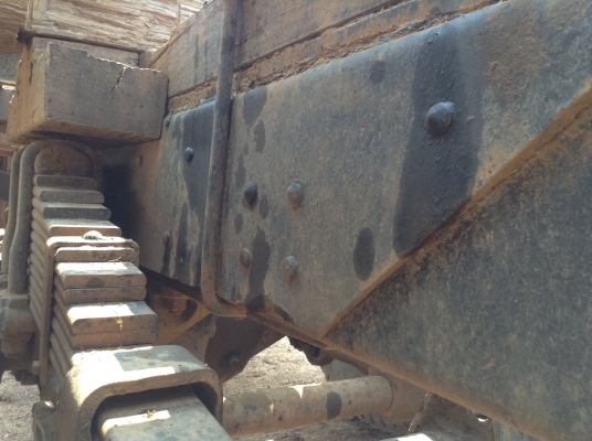 ขายเทเลอร์ 10 ล้อหัวยาวเพลาเดียว เครื่อง HO7C 180 แรงม้า เกียร์ HO ช่วงล่างร็อคเล็กลูกหมากร้อย พวงมาลัยพาวเวอร์ ทะเบียนพร้อมโอน