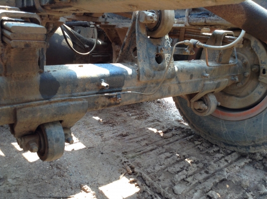 ขายเทเลอร์ 10 ล้อหัวยาวเพลาเดียว เครื่อง HO7C 180 แรงม้า เกียร์ HO ช่วงล่างร็อคเล็กลูกหมากร้อย พวงมาลัยพาวเวอร์ ทะเบียนพร้อมโอน