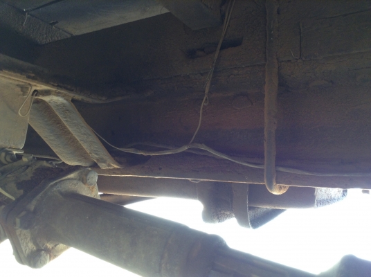 ขาย 6 ล้อหัวยาว เครื่อง DA120 เฟืองท้ายเดิม คัสซีสวยใช้ได้ ทะเบียนเต็มพร้อมโอน ราคาต่อรองได้