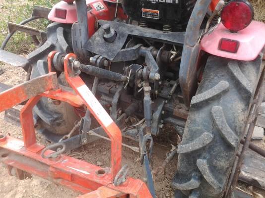 ขายรถไถคูโบต้า14แรงสภาพใช้งานปกติมีดันหน้ามีพานหลัง ขายรถไถคูโบต้า14แรงสภาพใช้งานปกติมีดันหน้ามีพานหลัง