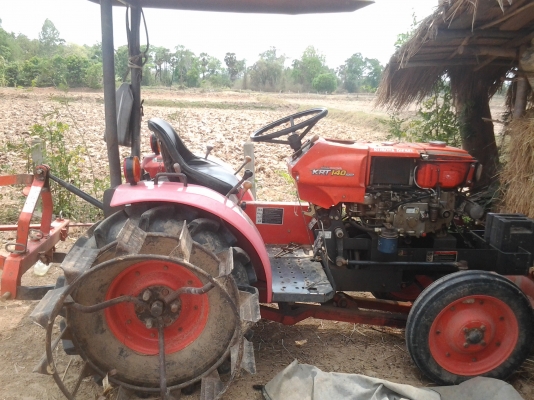 ขายรถไถคูโบต้า14แรงสภาพใช้งานปกติมีดันหน้ามีพานหลัง