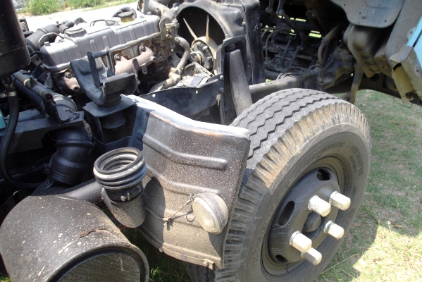 ISUZU  NKR 88แรง  ปี33 ยกหัวได้