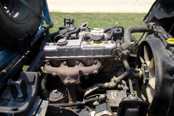 ISUZU NKR 88แรง ปี33 ยกหัวได้ ISUZU NKR 88แรง ปี33 ยกหัวได้