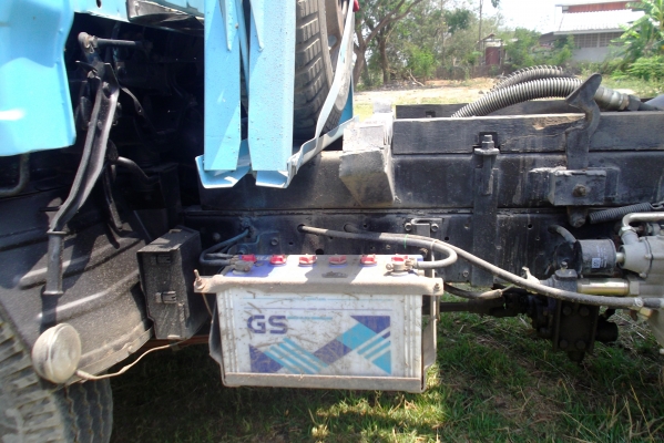 ISUZU NKR 88แรง ปี33 ยกหัวได้ ISUZU NKR 88แรง ปี33 ยกหัวได้