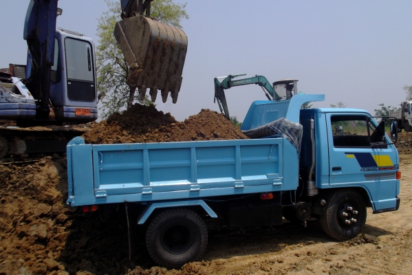 ISUZU NKR 88แรง ปี33 ยกหัวได้ ISUZU NKR 88แรง ปี33 ยกหัวได้