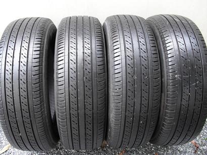 ขายยาง DUNLOP SP LT37 ปี3012(1ชุด) 215-65-16 ราคา 4,500