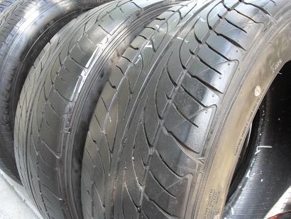 ขายยาง DUNLOP SP SPORT LM703 ปี1812(1คู่) 185-55-15 ราคา 1,000 ขายยาง DUNLOP SP SPORT LM703 ปี1812(1คู่) 185-55-15 ราคา 1,000