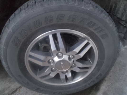 ขายยางรถยนต์ BRIGESTONE 245/70R16 ปี 2009  4 เส้น ราคา 5000 บาท