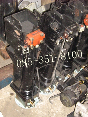 ขาเครน ของใหม่ ขาย  4 อัน  ราคา 30,000 บาทครับ