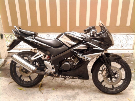 ขออนุญาติขาย HONDA CBR 150 ปี51 ตัวล่าสุด ลายไฟ สตา์ร์ทมือ