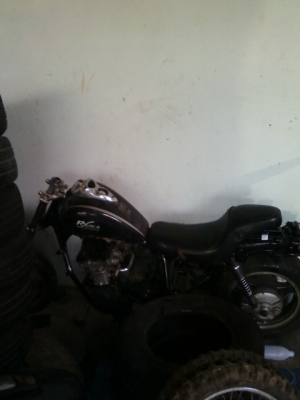 ขายซาก 400 CC ราคา 8700 บาท เอาไปทำอะไหล่ครับ