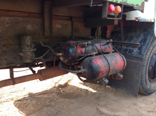 ขาย 10 ล้อ hino 725 เครื่อง EM100