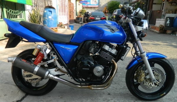 ่่ขาย cb 400  version s  ปี 1998 แต่งเทพ