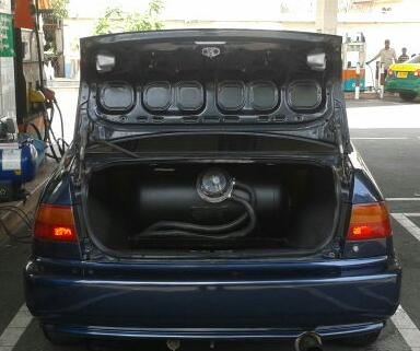 ด่วน..Civicเครื่องเดิมสมบูรณ์ติดแก๊สLPGเกียร์Autoกระจกไฟฟ้าแอร์หนาวแม็กสวยขอบ15"(พร้อมขับส่ง)